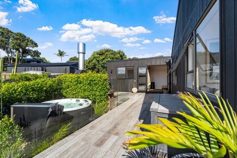 Photo of property in 34 Omaha Drive, Omaha, 0986