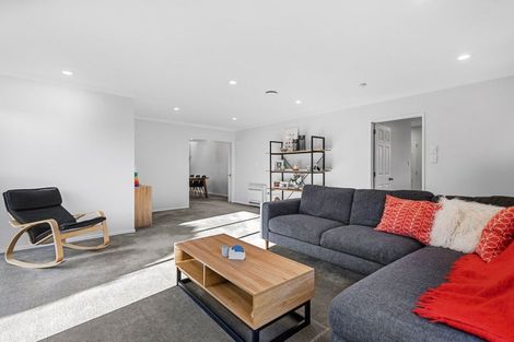 Photo of property in 8 Clotilda Place, Bishopdale, Christchurch, 8053