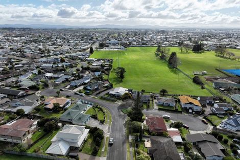 Photo of property in 9 Leyton Place, Nawton, Hamilton, 3200