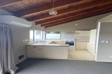 Photo of property in 118 Beach Road, Onerahi, Whangarei, 0110