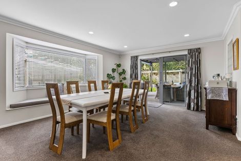 Photo of property in 10g Tupare Place, Highlands Park, New Plymouth, 4312