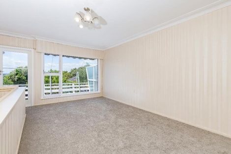 Photo of property in 2/36 Holland Road, Hillcrest, Auckland, 0627