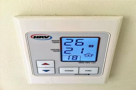 Photo of property in 2/117 Wallace Road, Papatoetoe, Auckland, 2025