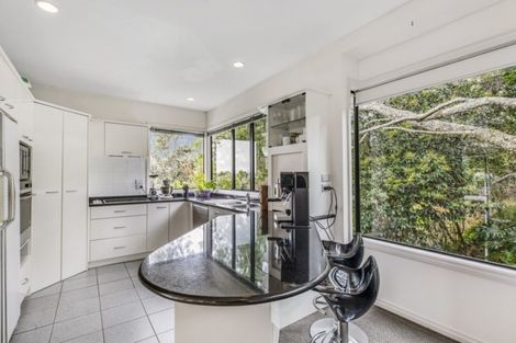 Photo of property in 29 Speedy Crescent, Hillcrest, Auckland, 0627