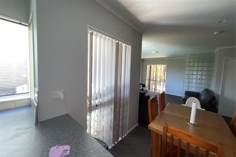 Photo of property in 14 Hawkley Close, Flat Bush, Auckland, 2019