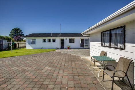Photo of property in 38 Glamorgan Avenue, Tamatea, Napier, 4112