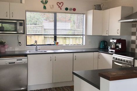 Photo of property in 21/24 Beswick Place, Birkdale, Auckland, 0626