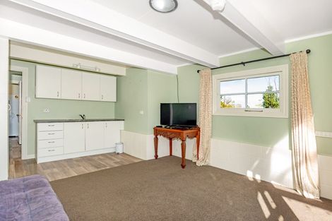 Photo of property in 166 Stout Street, Mangapapa, Gisborne, 4010
