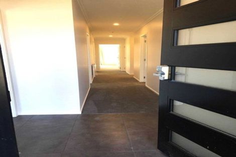 Photo of property in 6 Ward Street, Jacks Point, Queenstown, 9371