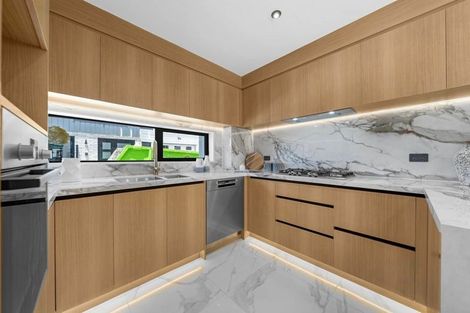 Photo of property in 7d Sirius Place, Botany Downs, Auckland, 2010