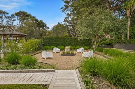 Photo of property in 6 Emily Lane, Greenhithe, Auckland, 0632