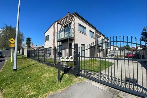 Photo of property in 4a Kelman Road, Kelston, Auckland, 0602