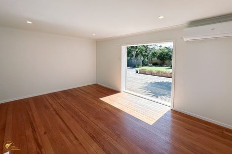 Photo of property in 27 Line Road, Glen Innes, Auckland, 1072
