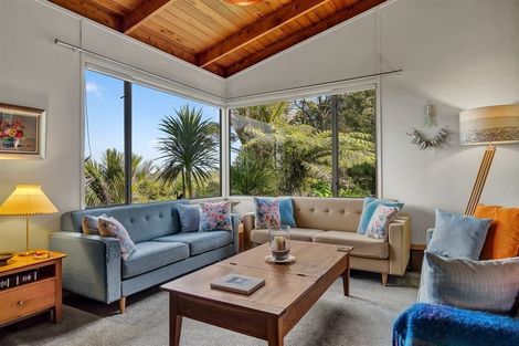 Photo of property in 12 Kereru Grove, Greenhithe, Auckland, 0632