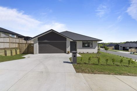 Photo of property in 150 Harriet Johnston Drive, Pokeno, 2402