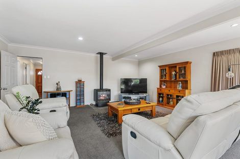 Photo of property in 6b Matipo Avenue, Pomare, Rotorua, 3015