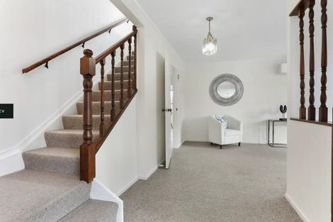 Photo of property in 2/11 Basilton Close, Bucklands Beach, Auckland, 2012