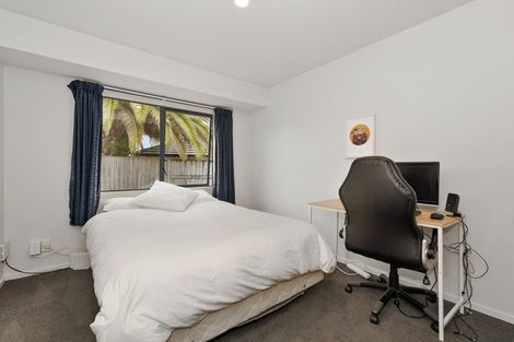 Photo of property in 53 Waiwherowhero Drive, St Andrews, Hamilton, 3200