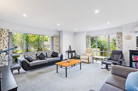 Photo of property in 2 Tainui Street, Raumati Beach, Paraparaumu, 5032