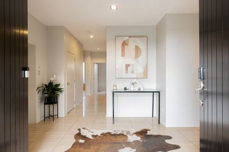 Photo of property in 15 Azure Place, Huntington, Hamilton, 3210