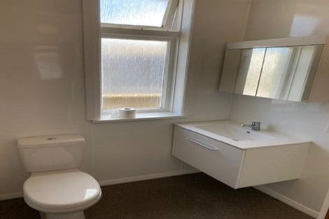 Photo of property in 35 Roxburgh Street, Mount Victoria, Wellington, 6011