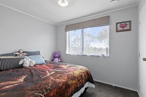 Photo of property in 112 Norana Road, Timberlea, Upper Hutt, 5018