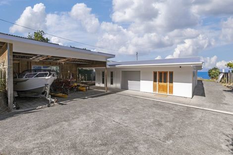 Photo of property in 1880 East Coast Road, Whakatiwai, Pokeno, 2473