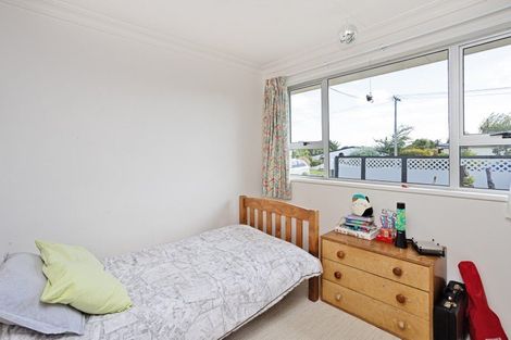 Photo of property in 30 Girvan Street, Wallacetown, 9816