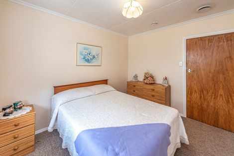 Photo of property in 40 Selwyn Crescent, College Estate, Whanganui, 4500