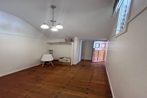 Photo of property in 39 Thompson Street, Mount Cook, Wellington, 6011