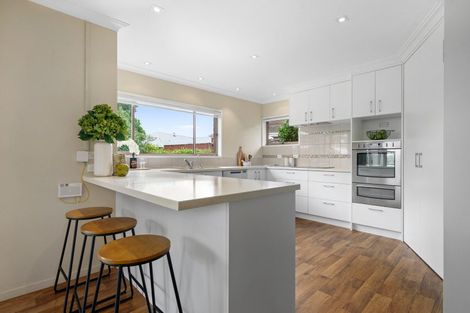 Photo of property in 3 Woodstock Crescent, Leamington, Cambridge, 3432