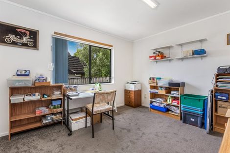 Photo of property in 8 Millstream Drive, Henderson, Auckland, 0610