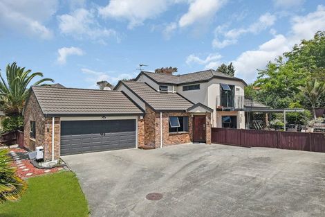 Photo of property in 8 Chardonnay Rise, Henderson, Auckland, 0612