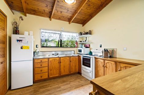 Photo of property in 9 Aspden Place, Matapouri, Whangarei, 0173