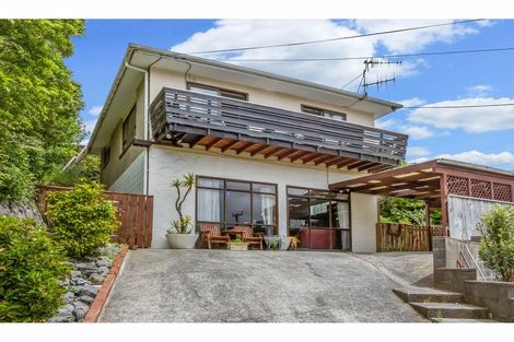 Photo of property in 18-20 Bledisloe Crescent, Wainuiomata, Lower Hutt, 5014