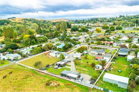 Photo of property in 38 Mcgreevy Street, Waipawa, 4210