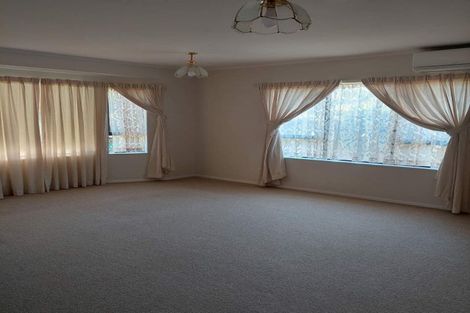 Photo of property in 17a Roy Street, Tawa, Wellington, 5028