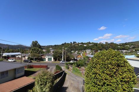Photo of property in 79 Thomas Street, Stokes Valley, Lower Hutt, 5019