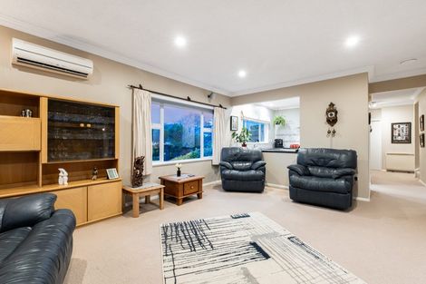 Photo of property in 351 Main Road, Tawa, Wellington, 5028