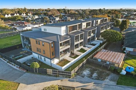 Photo of property in 303/8 Gray Avenue, Mangere East, Auckland, 2024