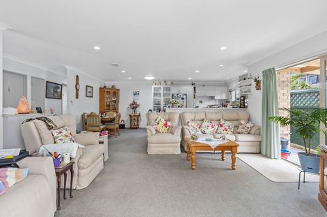 Photo of property in 32a Centreway Road, Orewa, 0931