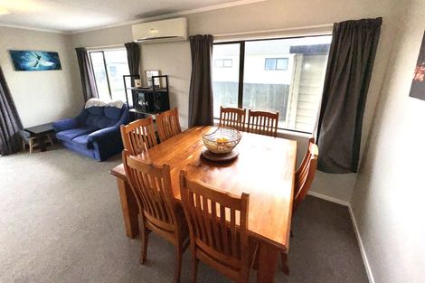 Photo of property in 54 Geraldine Crescent, Cloverlea, Palmerston North, 4412