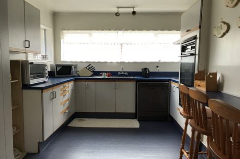 Photo of property in 1/271 Memorial Avenue, Burnside, Christchurch, 8053