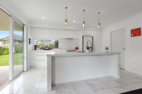 Photo of property in 93 Sandhurst Drive, Papamoa Beach, Papamoa, 3118