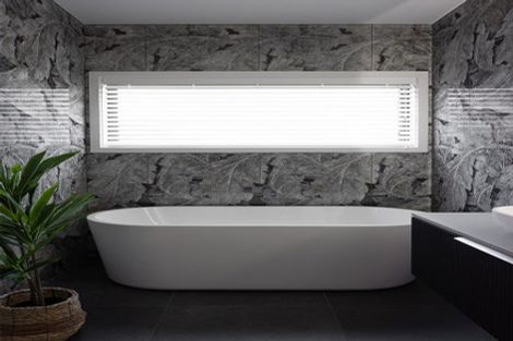 Photo of property in 70 Oak Road, Poraiti, Napier, 4112