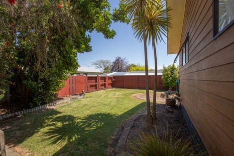 Photo of property in 12 Darlington Street, Ngatea, 3503