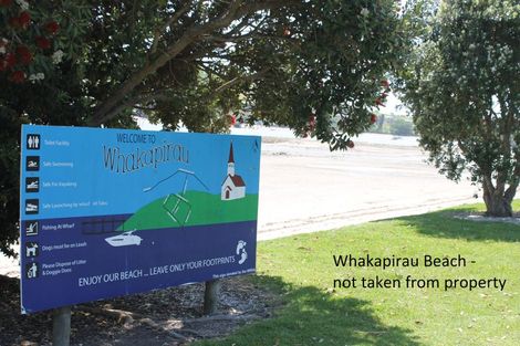 Photo of property in 217 Heatley Road, Whakapirau, 0583