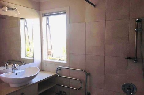 Photo of property in 60 Sunrise Avenue, Mairangi Bay, Auckland, 0630