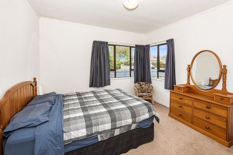 Photo of property in 12 Marsden Place, Kensington, Whangarei, 0112