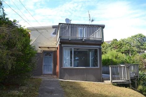 Photo of property in 14 Grays Road, Plimmerton, Porirua, 5026